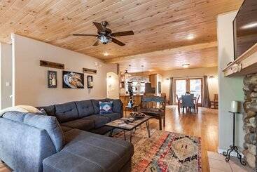 Little Creek Retreat