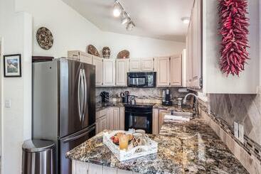 Sierra Lake Vista 5 Bedrooms