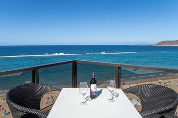 Apartamentos Colón Playa