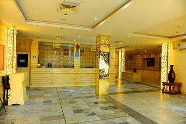 هتل Bahrain Plaza