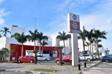 هتل Best Western Plus Luna Del Mar