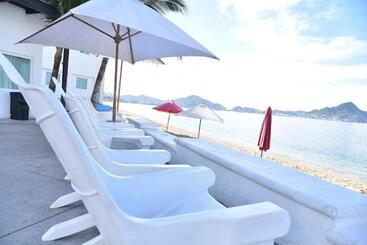 هتل Best Western Plus Luna Del Mar
