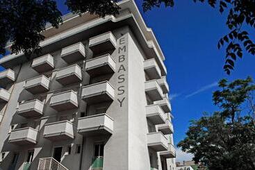 هتل Embassy