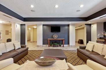 هتل Extended Stay America Suites  Houston  Katy  I10