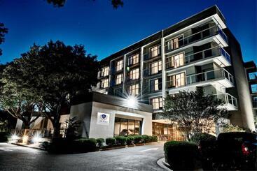 هتل Doubletree By Hilton Hilton Head Island