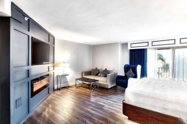 هتل Doubletree By Hilton Hilton Head Island