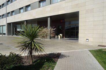 هتل Holiday Inn Express Sant Cugat, An Ihg