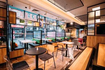هتل Ibis Belfast City Centre