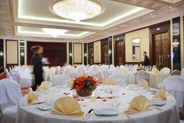 هتل Intercontinental   Kyiv, An Ihg