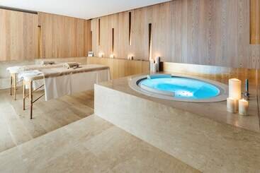 هتل Lajadira & Spa
