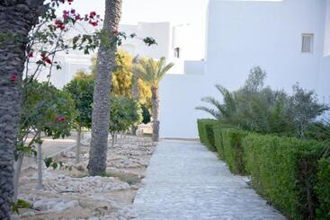 هتل Les Jardins De Toumana