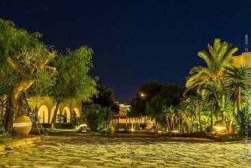هتل Les Jardins De Toumana