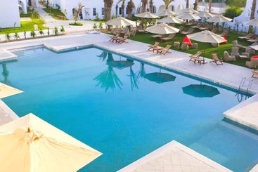 هتل Les Jardins De Toumana