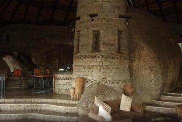 هتل Lodge At The Ancient City