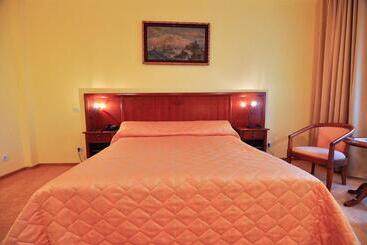 Maxim - Oradea