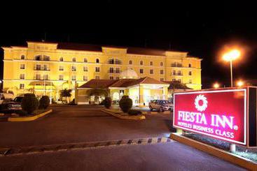 هتل Quality Inn Nuevo Laredo