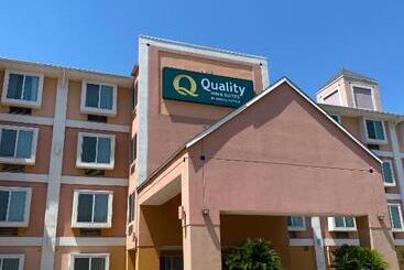 هتل Quality Inn & Suites West Chase