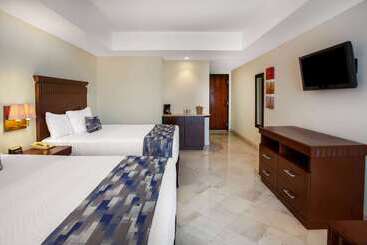 هتل Ramada Plaza By Wyndham Veracruz Boca Del Rio