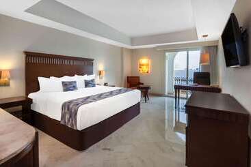 هتل Ramada Plaza By Wyndham Veracruz Boca Del Rio