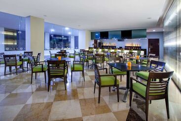 هتل Ramada Plaza By Wyndham Veracruz Boca Del Rio