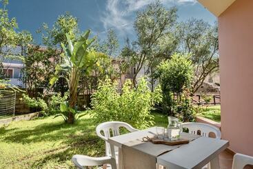 هتل Residence I Mirti Bianchi