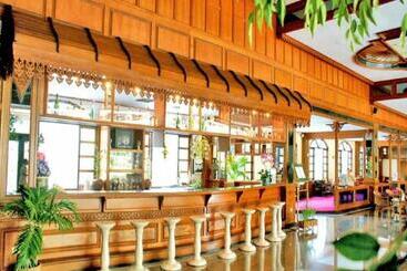 هتل Royal Twins Palace
