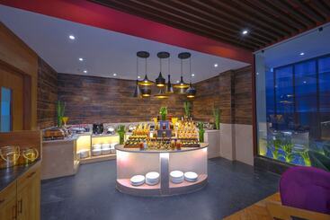 هتل Royale Sarovar Portico Agra