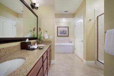 هتل The Berkley, Orlando