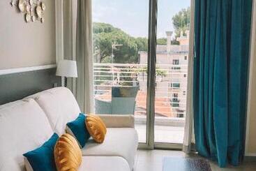 The One Hotel   Designed For Adults   Pet Lovers