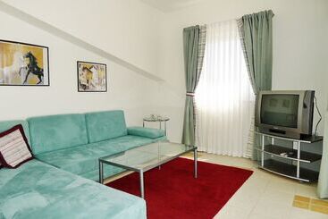 هتل Villa Aurora