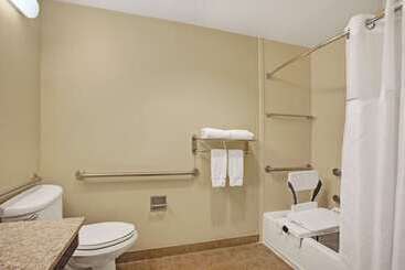 هتل Wingate By Wyndham Houston Bush Intercontinental Airport