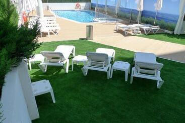 Riviera Beachotel - Adults Recomended