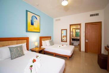 Riviera Maya Suites