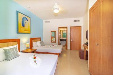 Riviera Maya Suites