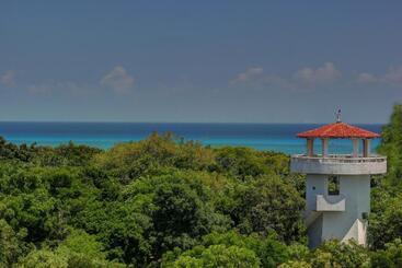 Riviera Maya Suites