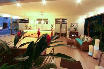 Riviera Maya Suites