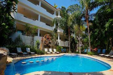 Riviera Maya Suites