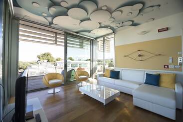 The One Hotel   Designed For Adults   Pet Lovers