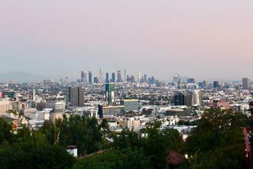 Hollywood Hills Dream View With Large Terrace