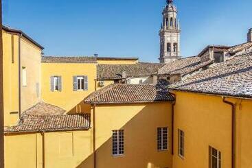 Palazzo Le Poste   Suite And Apartments