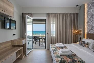 هتل Mare Blue & Suites