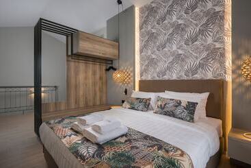 هتل Mare Blue & Suites