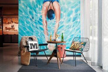 هتل Moxy Sophia Antipolis