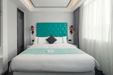 Xana Hotelle Huizhou Big World