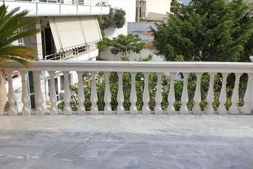 پانسیون Garden Square Inn