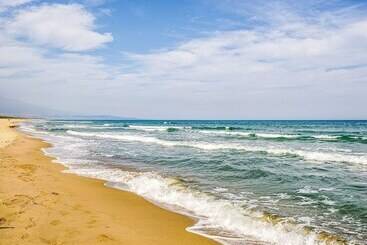 Sun Kissed Holiday Home In Agnone Near Beach - Augusta