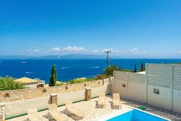 Villa Anastasia Large Private Pool Walk To Beach Sea Views A C Wifi Car Not Required   2248 - Paxi