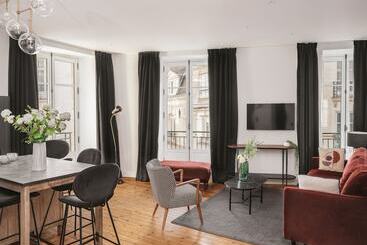 Appartements Crébillon Maisons Du Monde Hôtel & Suites