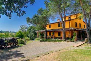 Colours And Scents From Tuscany Await You In This Wonderful Property
