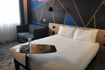 هتل Ibis Styles Valenciennes Petite Foret
